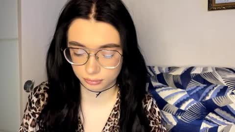 Snapshot of shellierosenau chatting on 04/09/26, 03:17 Alice online show from 04/09/26, 03:17