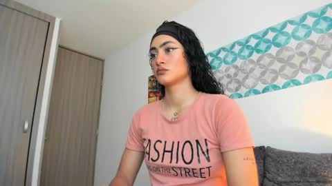 S H E L S Y online show from 04/17/26, 08:56