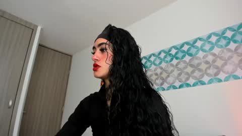 S H E L S Y online show from 04/28/26, 09:09