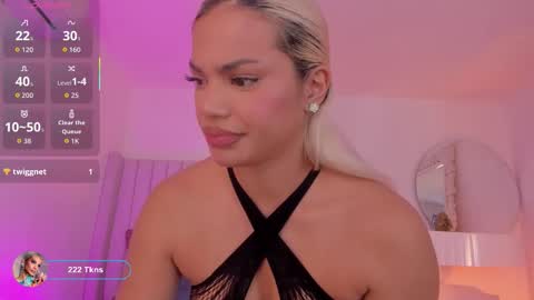 shelynna_azzul online show from 12/13/25, 08:58