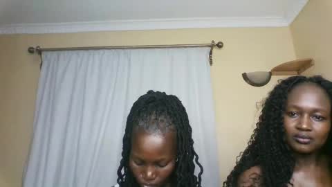 shelzee online show from 10/23/25, 05:44