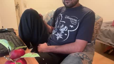 Snapshot of shenjungle1 chatting on 09/27/25, 07:13 shenjungle1 online show from 09/27/25, 07:13