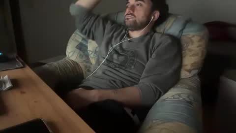 Snapshot of shenjungle1 chatting on 10/05/25, 06:39 shenjungle1 online show from 10/05/25, 06:39