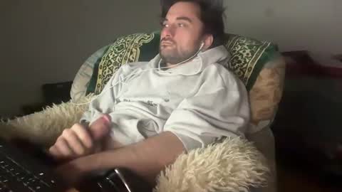 Snapshot of shenjungle1 chatting on 11/20/25, 05:34 shenjungle1 online show from 11/20/25, 05:34