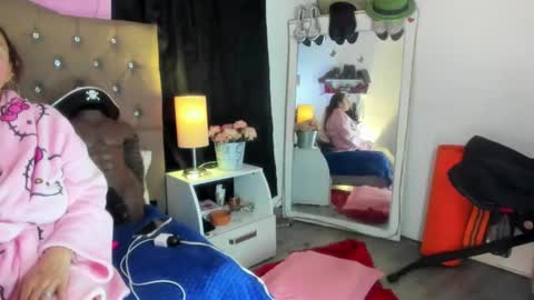 shera hade online show from 03/04/25, 03:22
