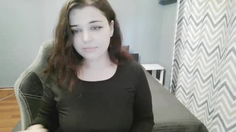Snapshot of sheril_belton chatting on 10/10/25, 01:32 sheril_belton online show from 10/10/25, 01:32