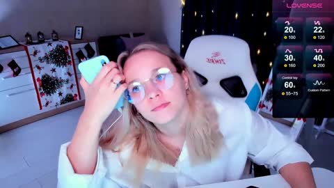 Sheril online show from 12/28/24, 01:49