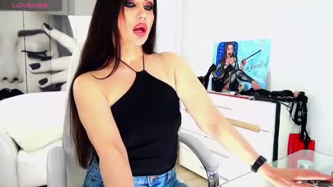 Snapshot of sherlismoon chatting on 01/05/25, 10:50 SherlisMoon online show from 01/05/25, 10:50