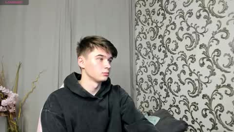 Snapshot of sherlockmax chatting on 09/18/25, 05:59 Max online show from 09/18/25, 05:59