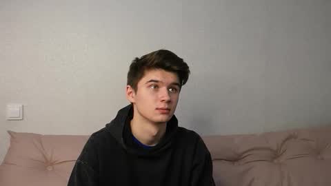 Snapshot of sherlockmax chatting on 10/26/25, 05:52 Max online show from 10/26/25, 05:52