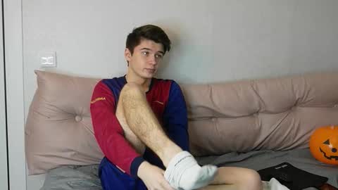 Snapshot of sherlockmax chatting on 10/29/25, 08:43 Max online show from 10/29/25, 08:43