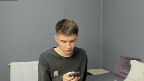 Snapshot of sherlockmax chatting on 11/10/25, 03:16 Max online show from 11/10/25, 03:16