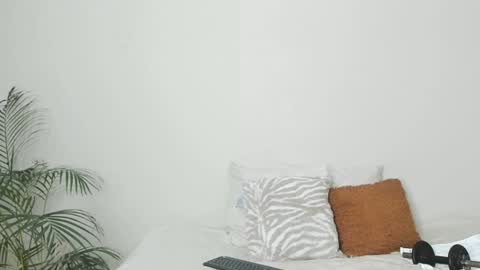 Snapshot of sherlyn_adams69 chatting on 12/25/24, 07:24 Sherlyn Adams online show from 12/25/24, 07:24