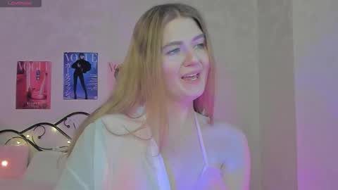 Snapshot of sherritate chatting on 12/19/25, 01:23 Sherri online show from 12/19/25, 01:23