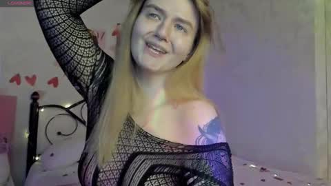 Snapshot of sherritate chatting on 02/15/26, 07:05 Sherri online show from 02/15/26, 07:05