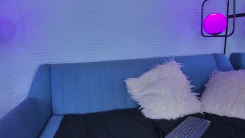 Snapshot of sherydan_love chatting on 01/11/25, 05:18 mia online show from 01/11/25, 05:18