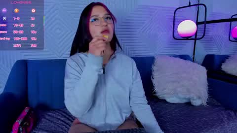 Snapshot of sherydan_love chatting on 02/11/25, 11:21 mia online show from 02/11/25, 11:21