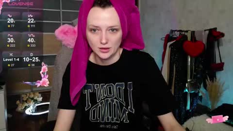 Vanessa online show from 11/04/25, 08:57