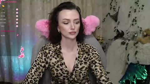 Vanessa online show from 12/18/25, 03:07