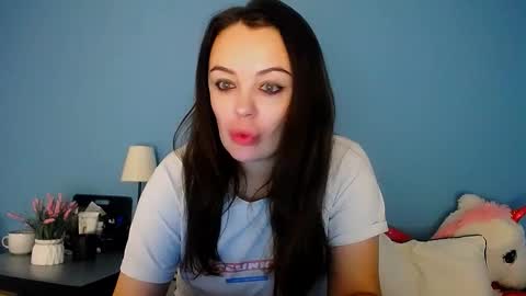 Vikki online show from 10/30/25, 11:11