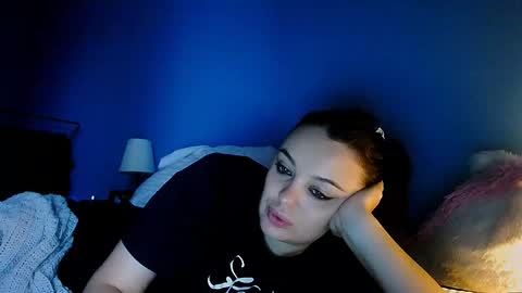 Vikki online show from 10/31/25, 11:00