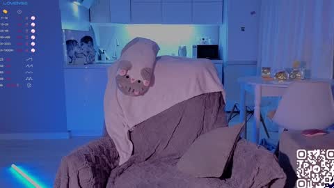 Snapshot of shey1i chatting on 12/04/24, 04:38 Sheyli online show from 12/04/24, 04:38