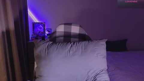 Snapshot of shey1i chatting on 10/16/25, 11:11 Sheyli online show from 10/16/25, 11:11