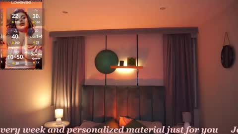 Snapshot of sheyla_hills_ chatting on 11/16/25, 03:56 Sheyla online show from 11/16/25, 03:56