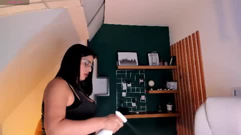 Sheyla online show from 07/05/26, 04:25