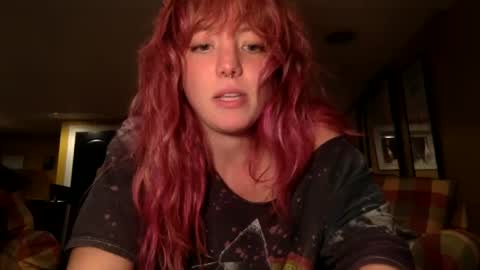 shh_itsmoon online show from 09/29/25, 05:23