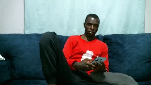 Snapshot of shikwekwe chatting on 02/15/25, 02:26 Collorewamadeals online show from 02/15/25, 02:26