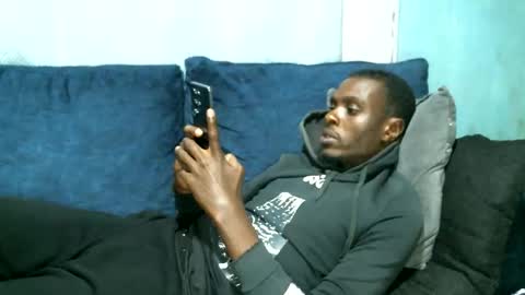 Snapshot of shikwekwe chatting on 09/15/25, 10:32 Collorewamadeals online show from 09/15/25, 10:32