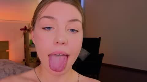 Abby online show from 06/25/26, 03:50