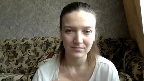 Snapshot of shining_pearl chatting on 02/27/25, 11:10 Jesica online show from 02/27/25, 11:10