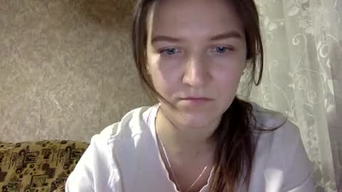 Snapshot of shining_pearl chatting on 03/06/25, 04:49 Jesica online show from 03/06/25, 04:49