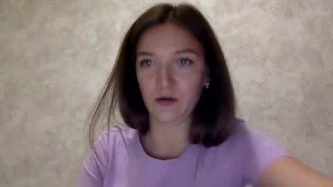 Snapshot of shining_pearl chatting on 09/29/25, 06:24 Jesica online show from 09/29/25, 06:24