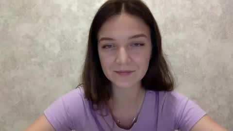 Snapshot of shining_pearl chatting on 11/07/25, 09:59 Jesica online show from 11/07/25, 09:59