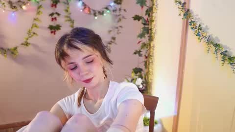 Snapshot of shiny_jail chatting on 10/22/25, 09:47 JennyMira THANK YOU FOR 77 777 online show from 10/22/25, 09:47