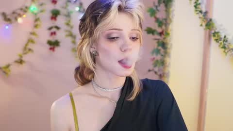 Snapshot of shiny_jail chatting on 11/09/25, 12:53 JennyMira THANK YOU FOR 77 777 online show from 11/09/25, 12:53