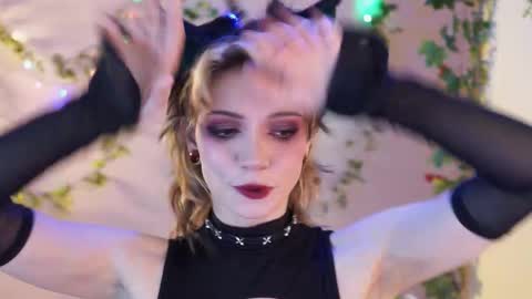 Snapshot of shiny_jail chatting on 11/24/25, 11:26 JennyMira THANK YOU FOR 77 777 online show from 11/24/25, 11:26