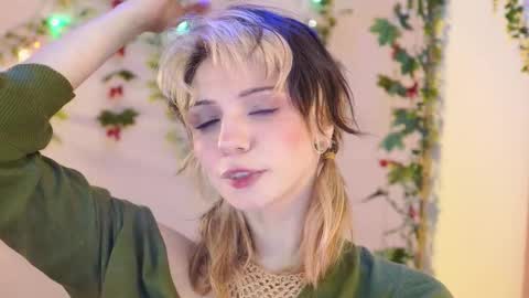 Snapshot of shiny_jail chatting on 11/25/25, 03:56 JennyMira THANK YOU FOR 77 777 online show from 11/25/25, 03:56