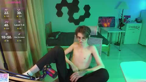 shiromy_ online show from 02/14/26, 07:10