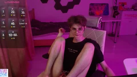 shiromy_ online show from 05/28/26, 07:22