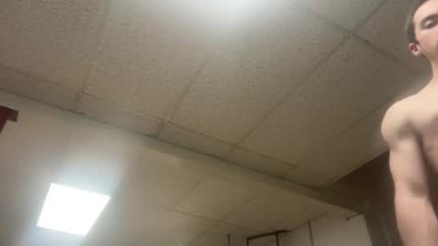 shirtlesshunk15 online show from 03/18/26, 07:11