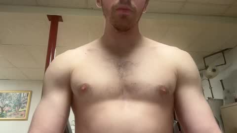 shirtlesshunk15 online show from 04/15/26, 07:59