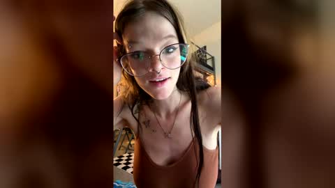 shivvedcl1tt online show from 04/14/26, 07:42