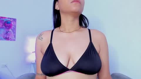 Snapshot of shizuka_11 chatting on 10/23/25, 10:58 shizuka 11 online show from 10/23/25, 10:58