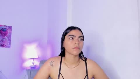 Snapshot of shizuka_11 chatting on 10/31/25, 11:00 shizuka 11 online show from 10/31/25, 11:00