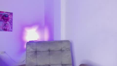 Snapshot of shizuka_11 chatting on 11/01/25, 11:01 shizuka 11 online show from 11/01/25, 11:01