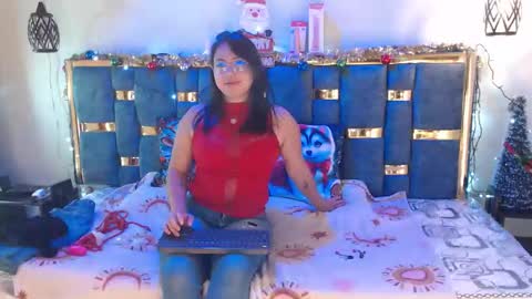 Shizuka online show from 12/18/25, 01:11